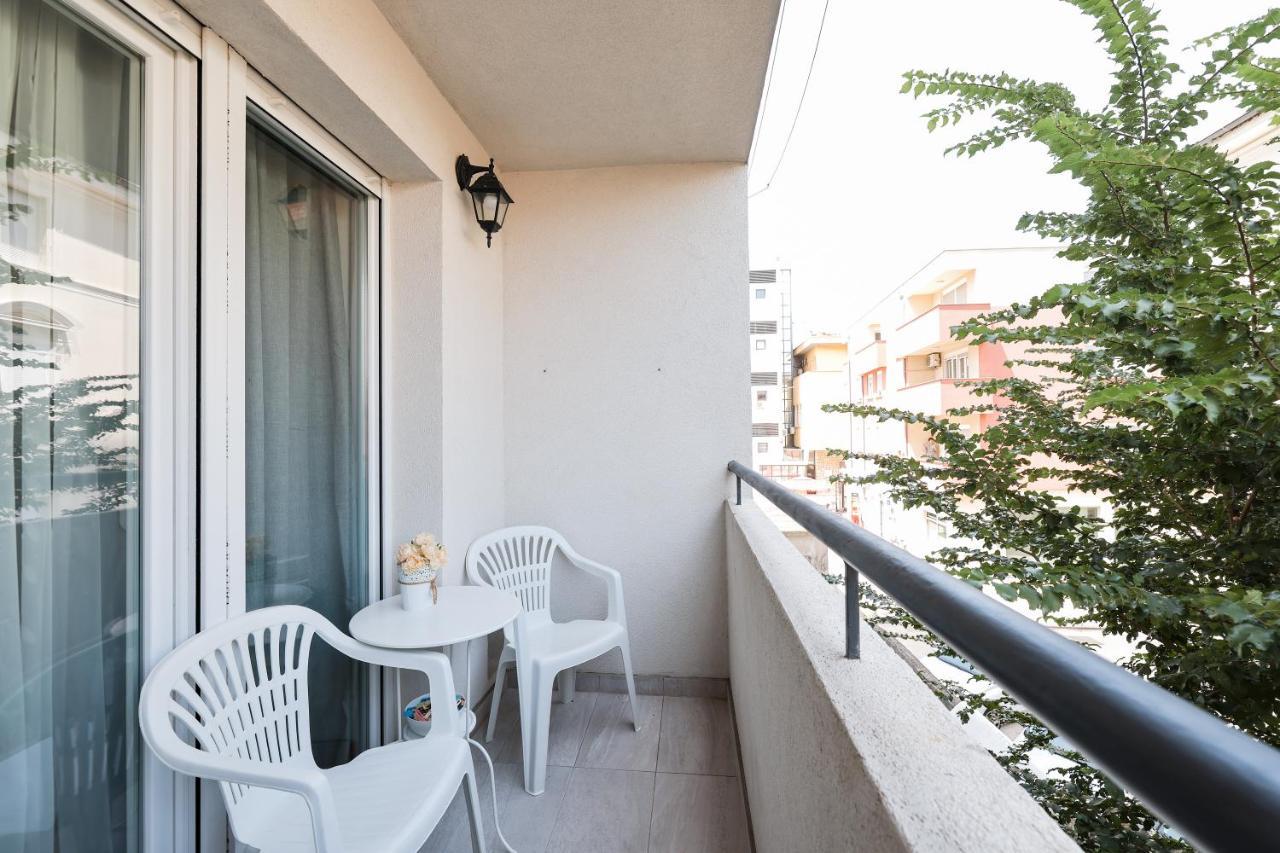 Two Bedroom Apartment With A Balcony Relja Zadar Exteriör bild