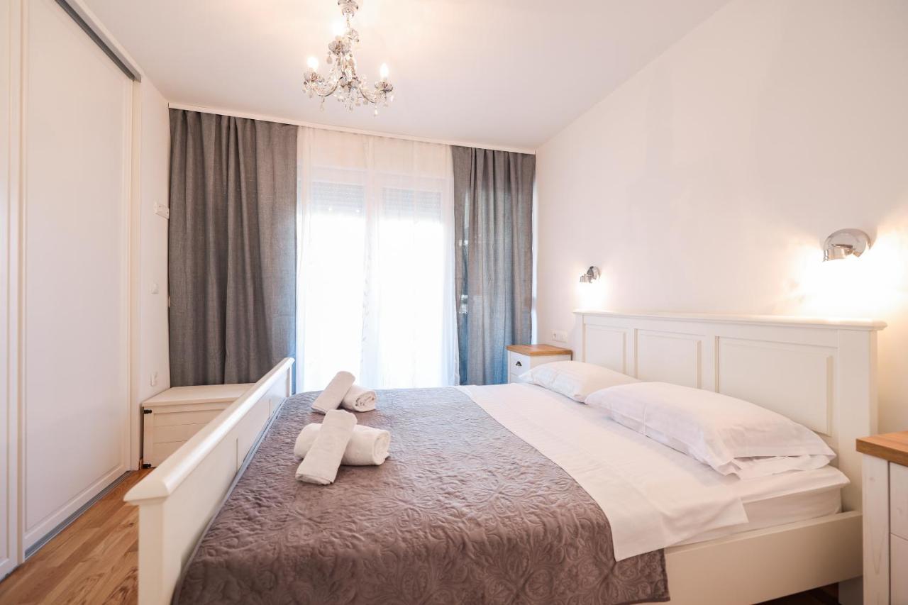 Two Bedroom Apartment With A Balcony Relja Zadar Exteriör bild